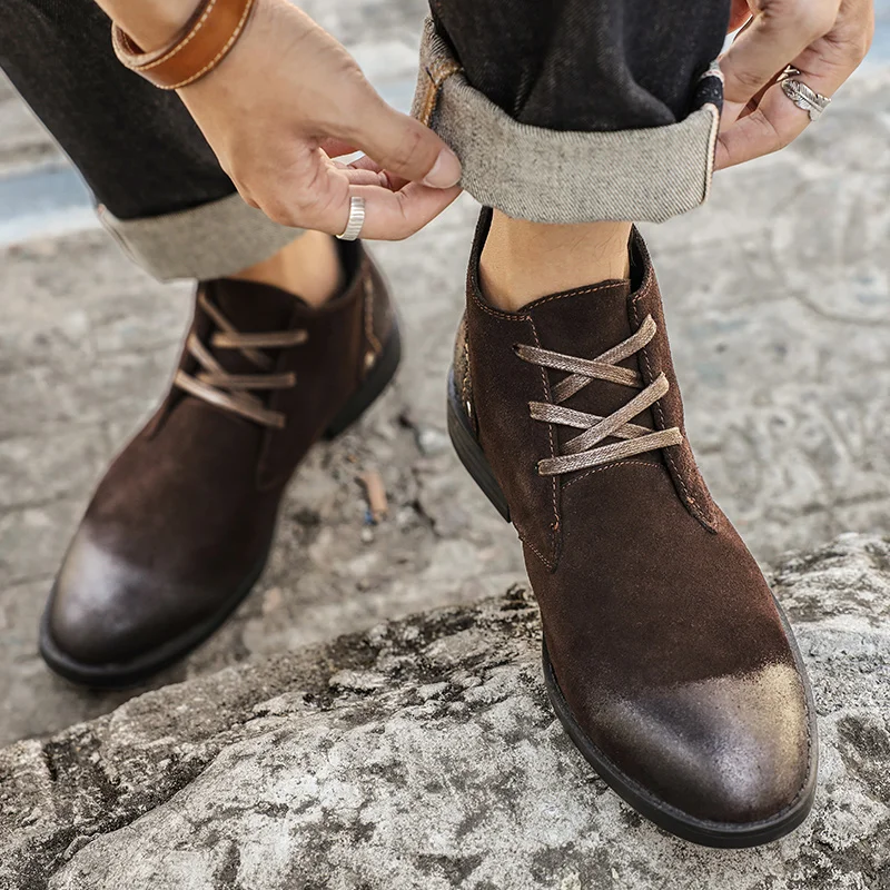Bottines en daim de vache fait - Leatherwork Designs avis et prix