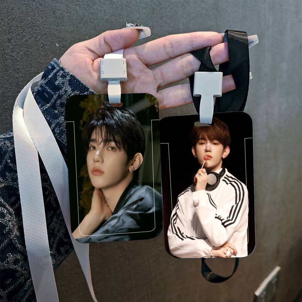 Porte-cartes d'identité Kpop Z - Leather Work For Kids avis et prix