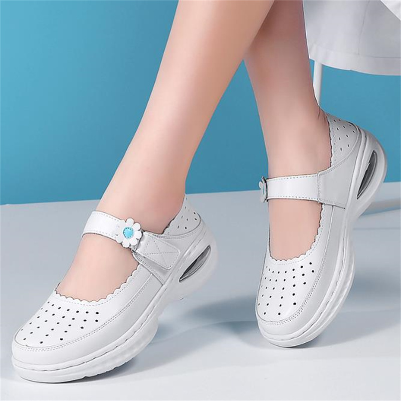 Chaussures d'infirmière en cui - Leather Work Outfit avis et prix